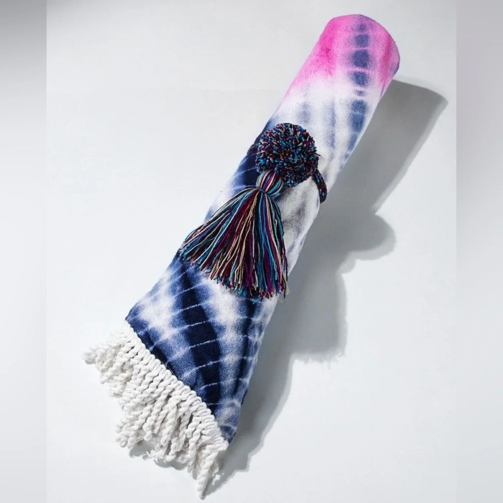 Ruggine Hand Tie Dye Towel NWT